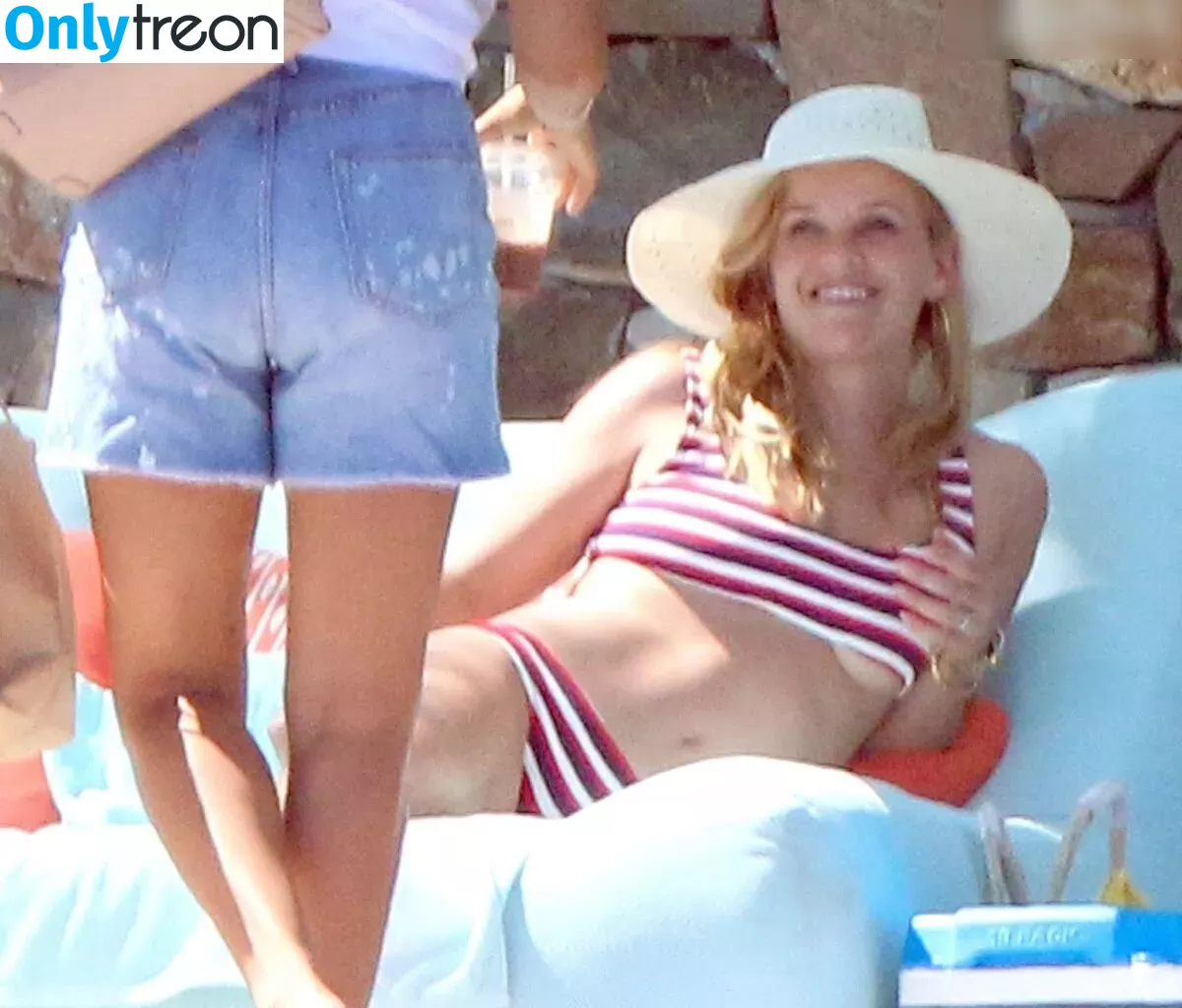 Reese Witherspoon голая photo #0086 (reesew / reesewitherspoon)