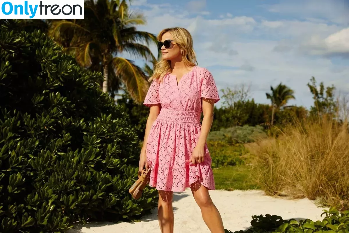 Reese Witherspoon nude photo #0209 (reesew / reesewitherspoon)