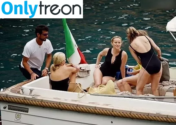 Reese Witherspoon nude photo #0260 (reesew / reesewitherspoon)