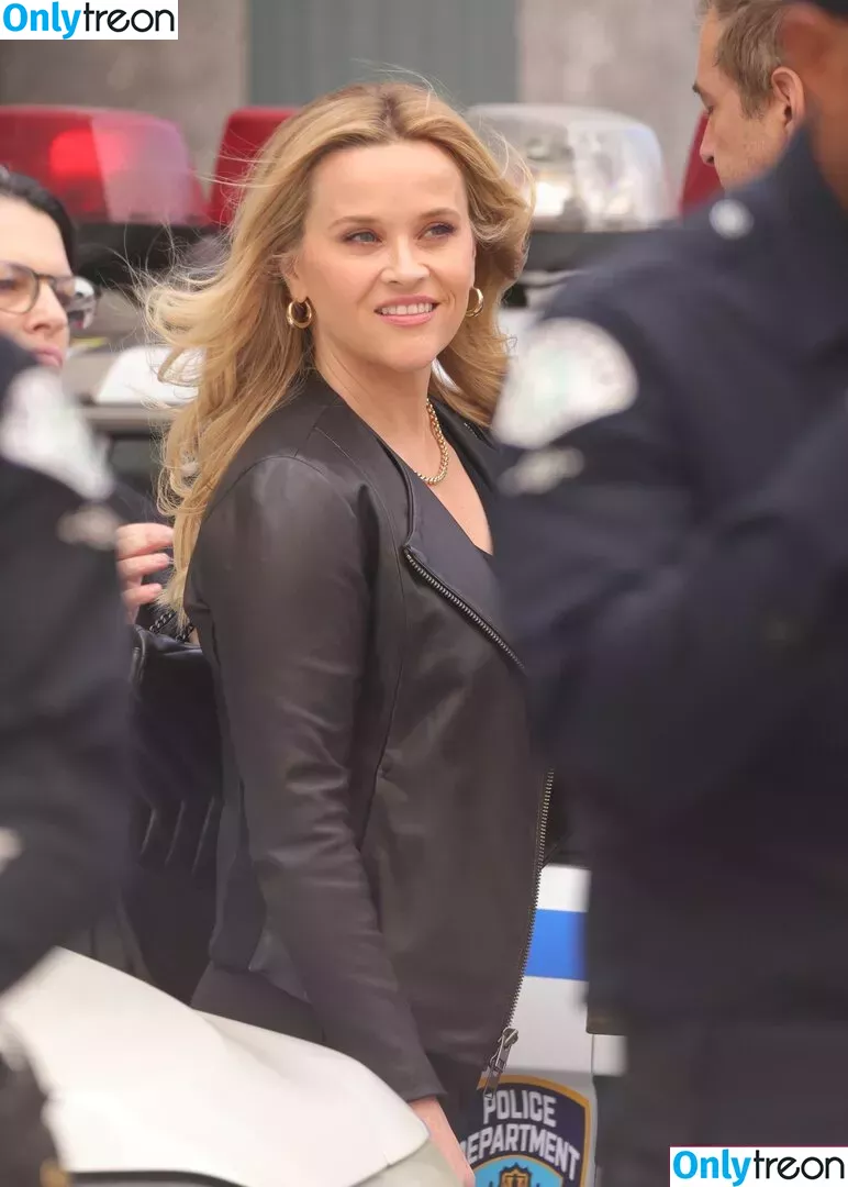 Reese Witherspoon nude photo #0321 (reesew / reesewitherspoon)