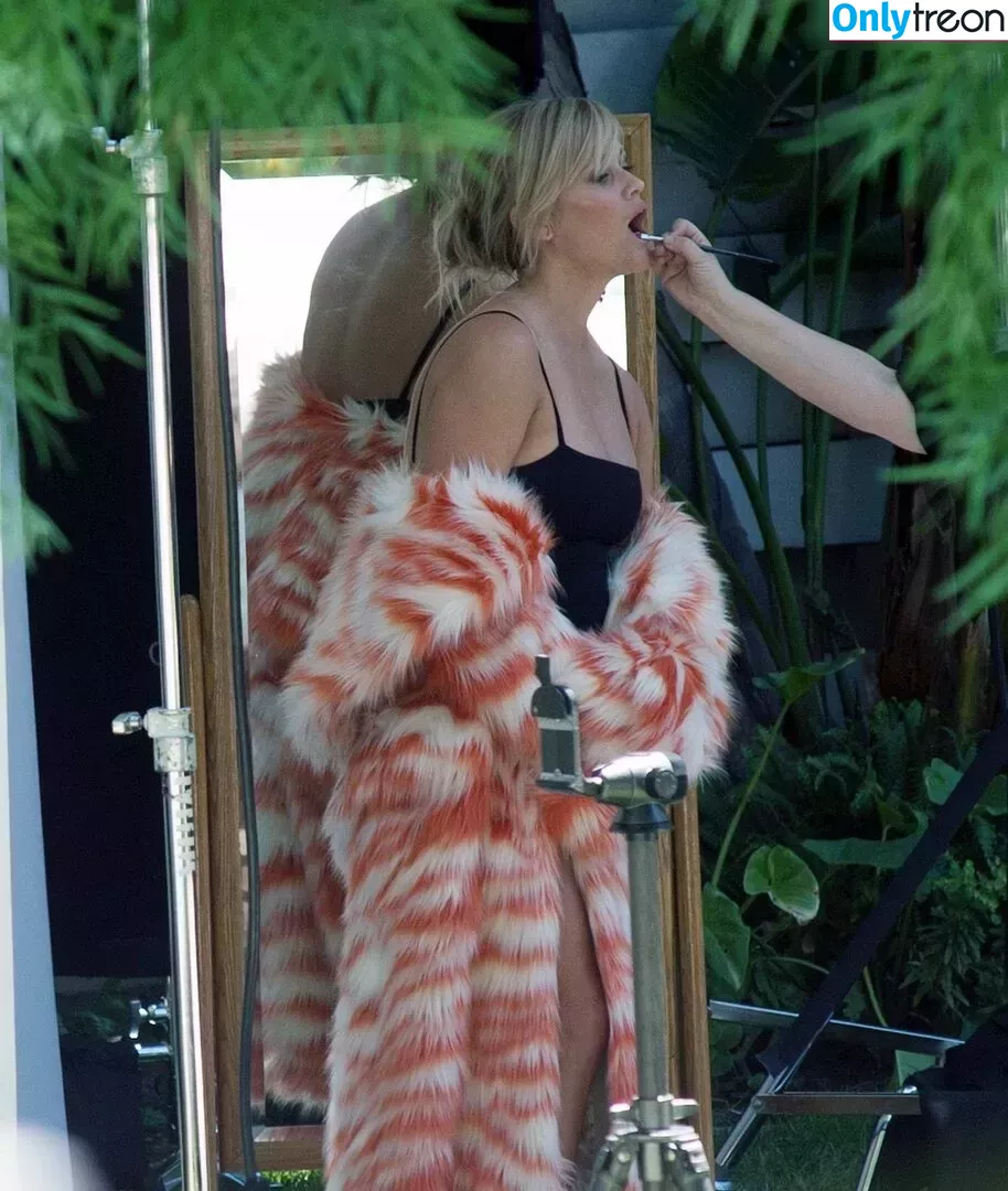 Reese Witherspoon nude photo #0347 (reesew / reesewitherspoon)