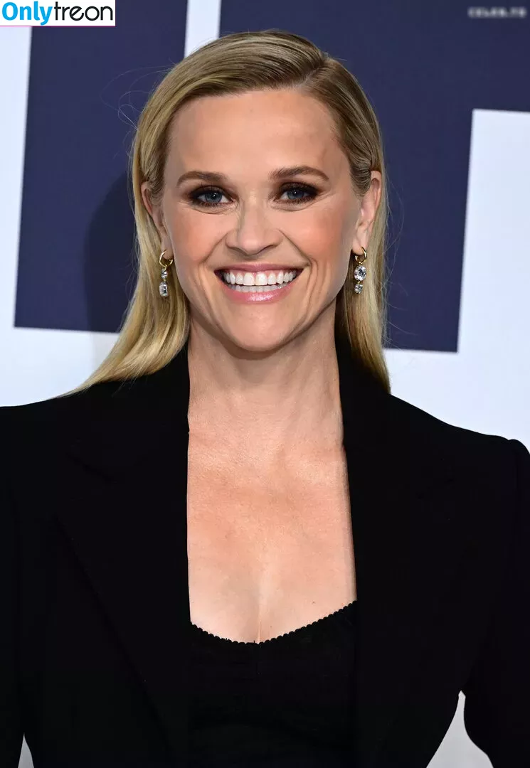 Reese Witherspoon nude photo #0356 (reesew / reesewitherspoon)
