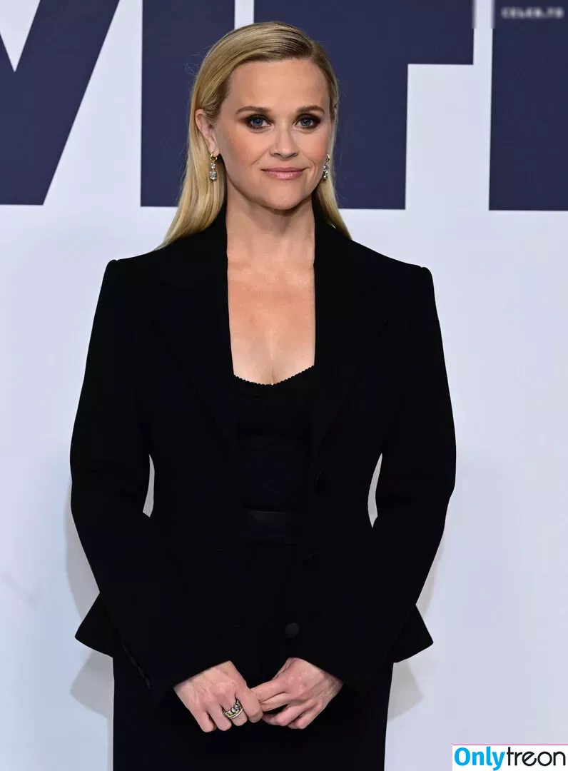 Reese Witherspoon nude photo #0358 (reesew / reesewitherspoon)