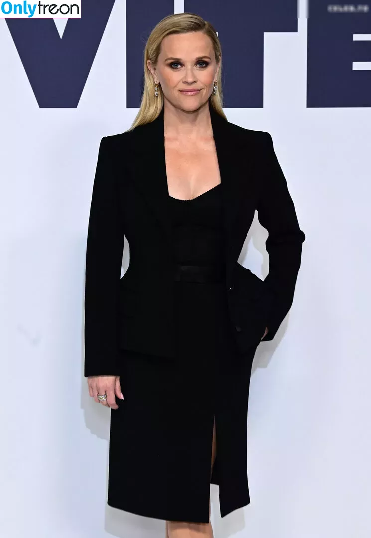 Reese Witherspoon nude photo #0366 (reesew / reesewitherspoon)