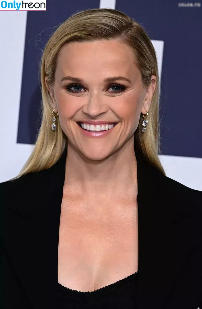 Reese Witherspoon nude photo #0373 (reesew / reesewitherspoon)