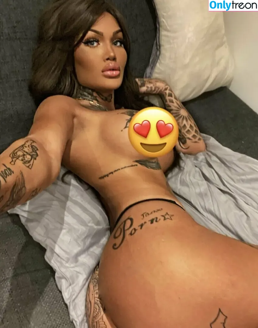 Regitze Koch Hansen Kochregitze nude photo #0019 (kochregitze)