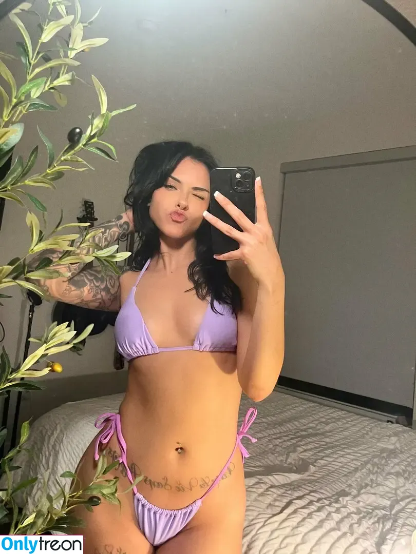 Reikatara nude photo #0062 (frenchiarmelle / reikatzxo)