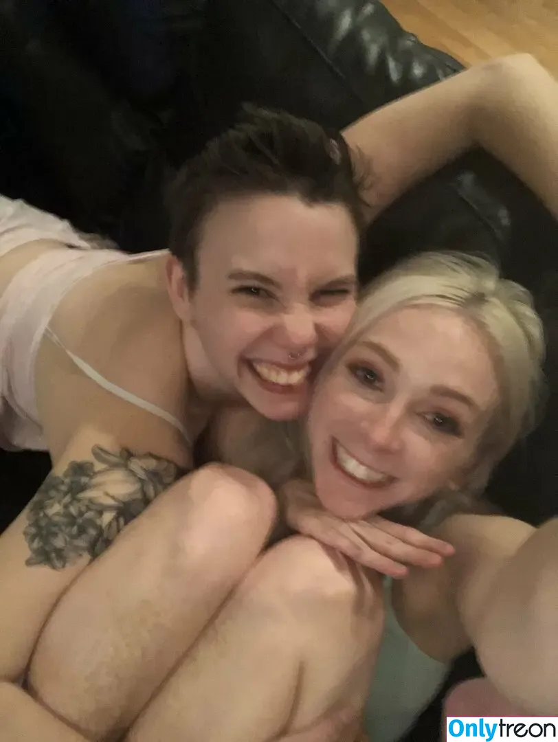 remireagan nude photo #0009 (remi.reagan)