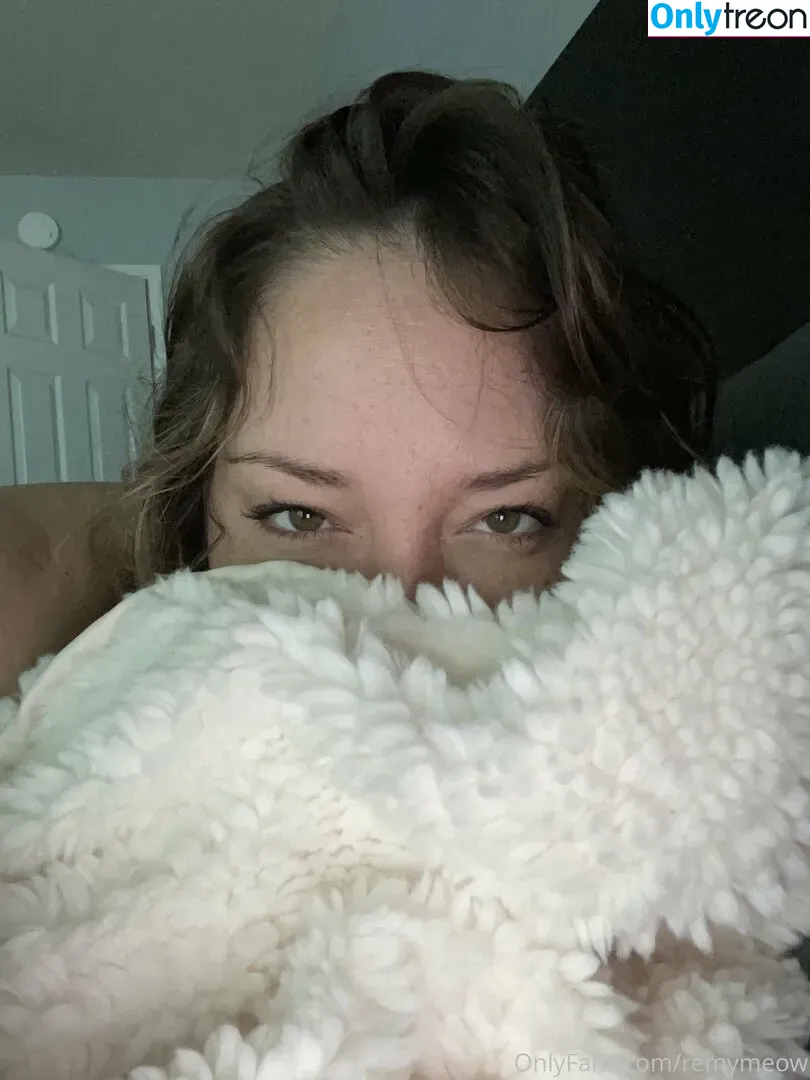 remymeow голая photo #0113 (remymeow)