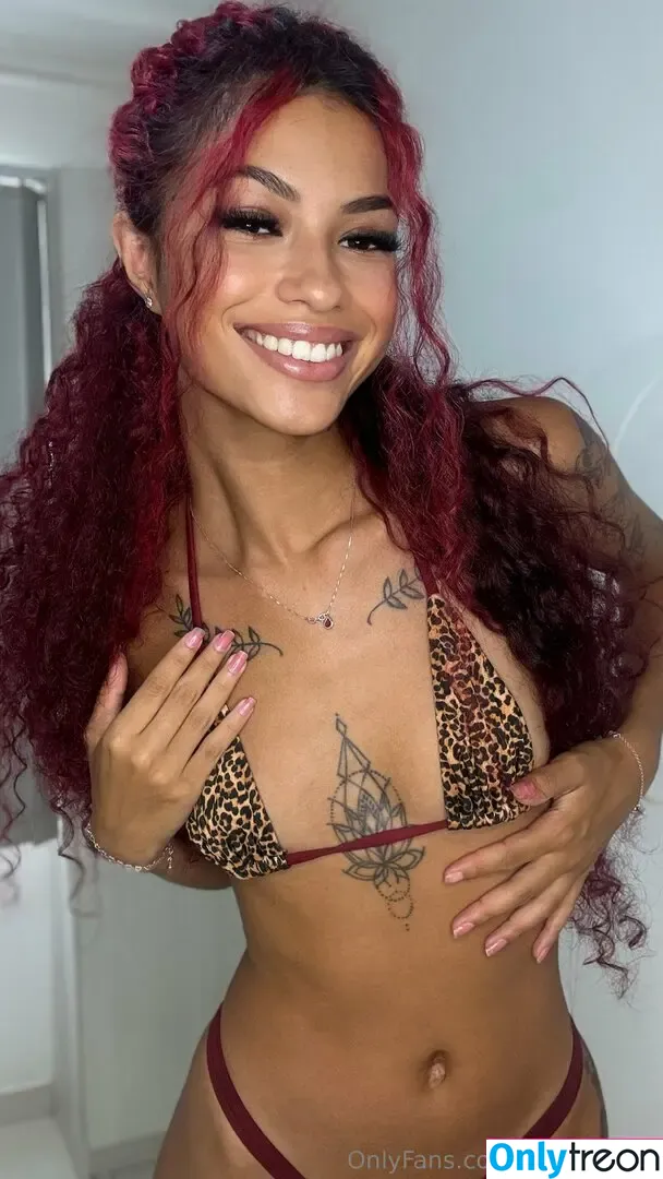 renata.lima nude photo #0122 (renatatbl)