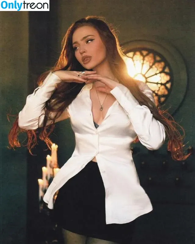 Renata Valliulina голая photo #0219 (Renata Ri / Renatarii / Riwww / renata_ri / renatarrii)