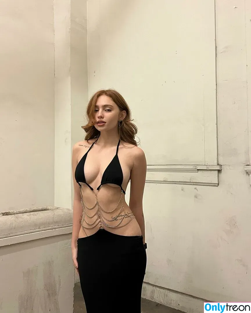 Renatarii nude photo #0438 (Renata Ri / renata_ri / renatarrii)