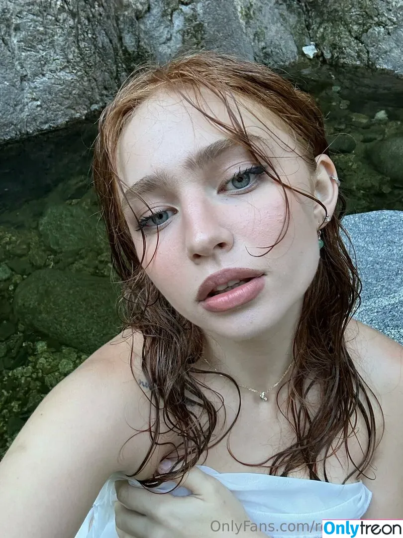 Renatarii nude photo #0497 (Renata Ri / renata_ri / renatarrii)