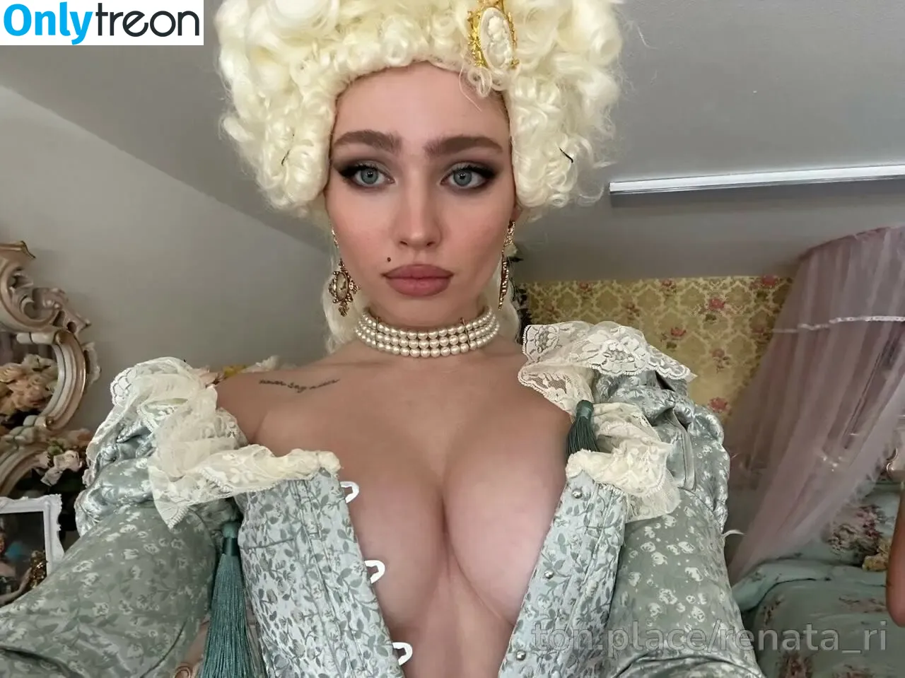Renatarii nude photo #0928 (Renata Ri / renata_ri / renatarrii)