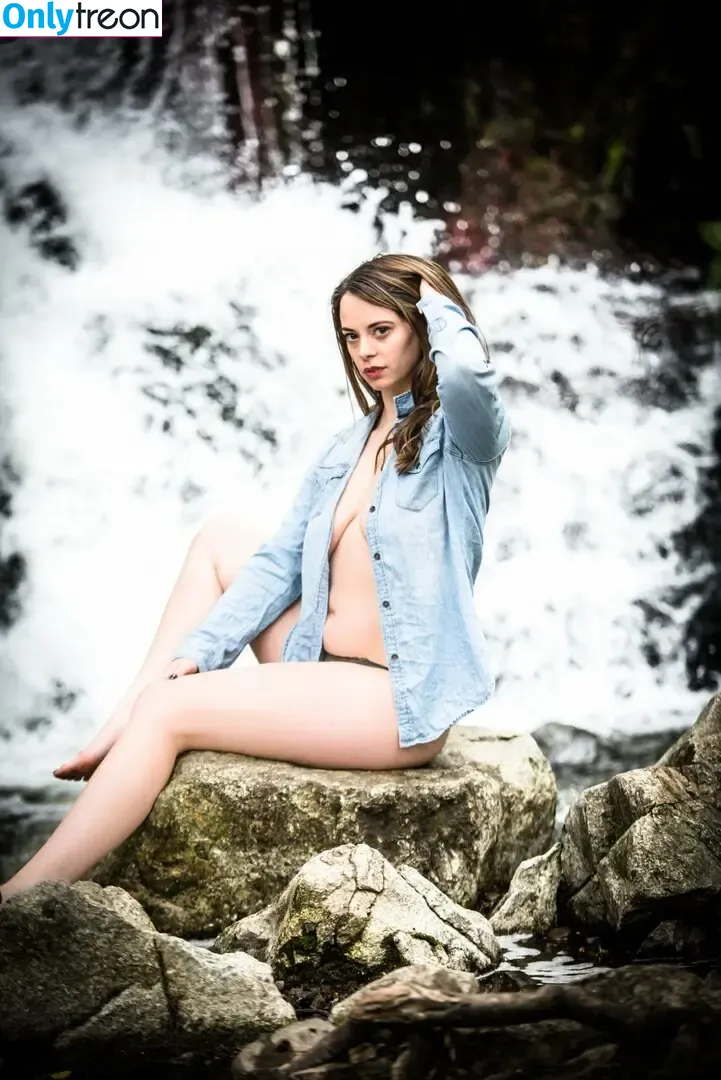 Renee Frohnert голая photo #0006 (reneefrohnert)