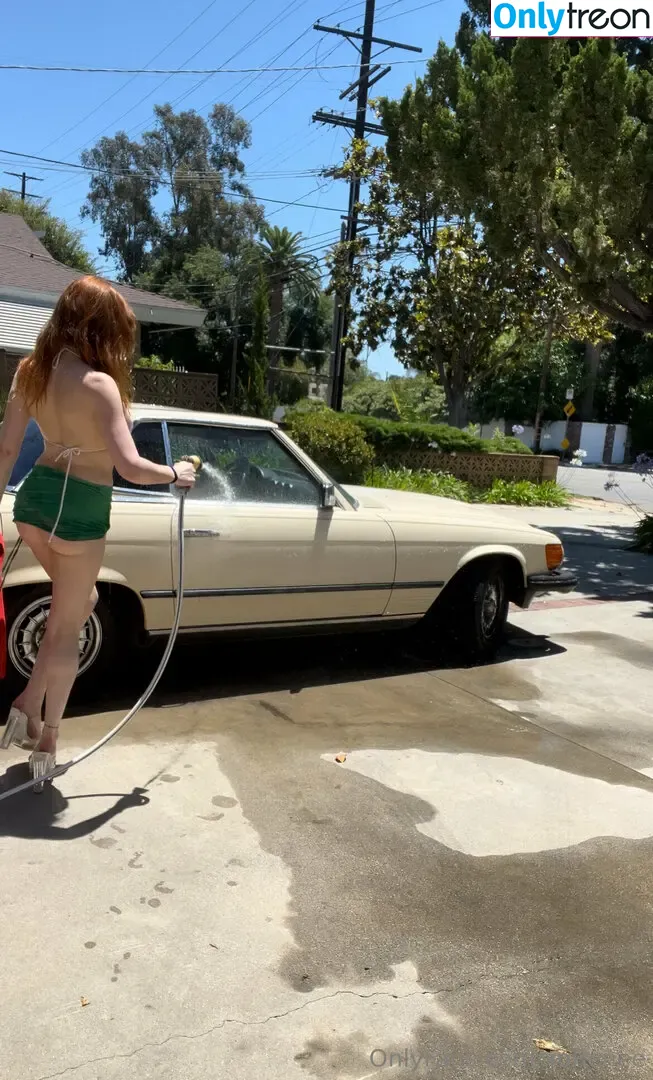 Renee Olstead голая photo #0264 (xorenee / xoreneeo)