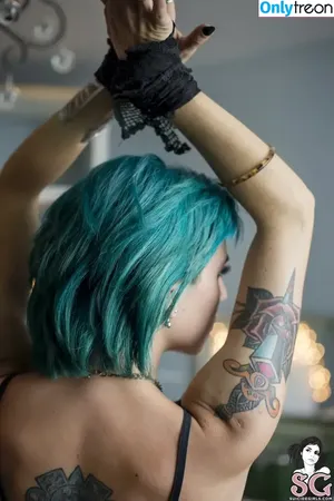 Renyvause / ren.kissesss / runnerrenae nude photo #0005