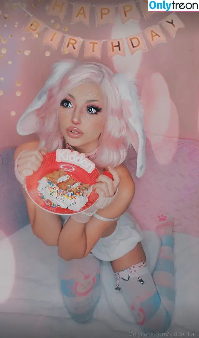 REQ Kiddenkatt nude photo #0058 (kiddenkatt / n3komomanddad)