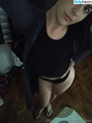  nude photo #0004