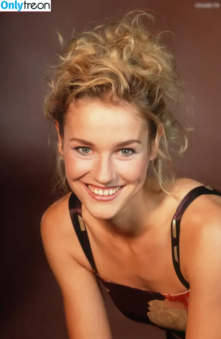 Rhea Harder-Vennewald голая photo #0080 (rheahardervennewald)