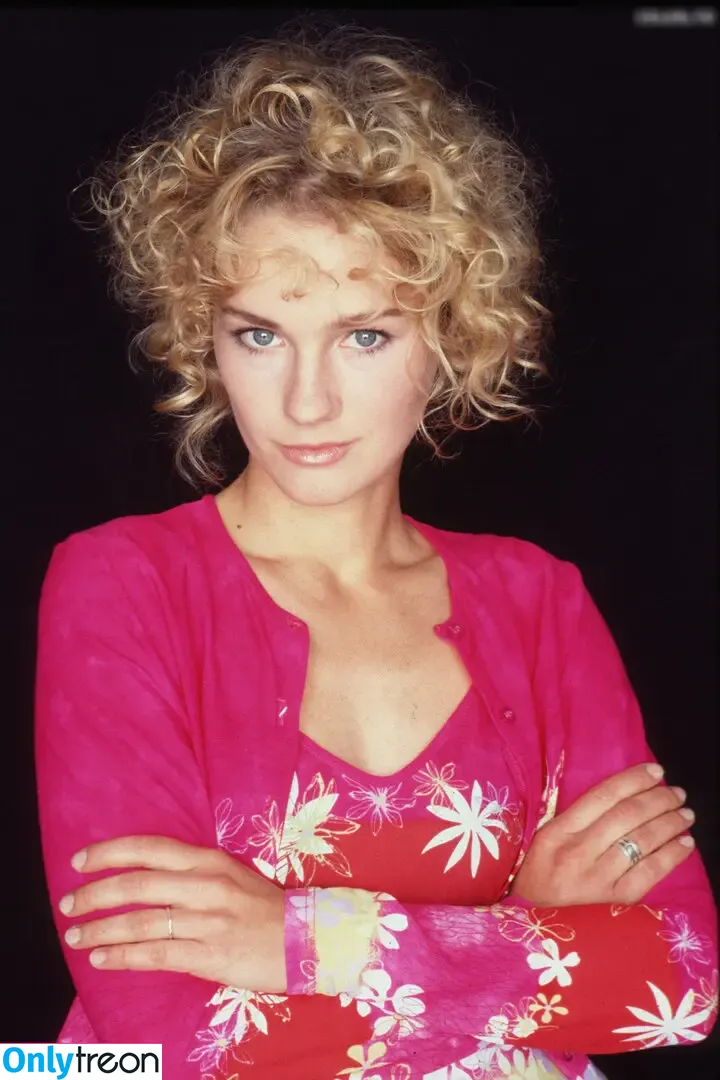Rhea Harder-Vennewald голая photo #0090 (rheahardervennewald)