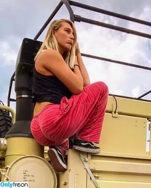 Rhea Ripley / RheaRipley_WWE / WWE / notrhearipley фото голая #0451