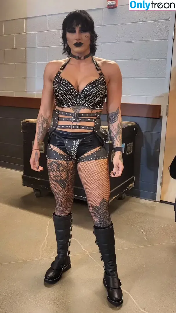 Rhea Ripley голая photo #0468 (RheaRipley_WWE / WWE / notrhearipley)