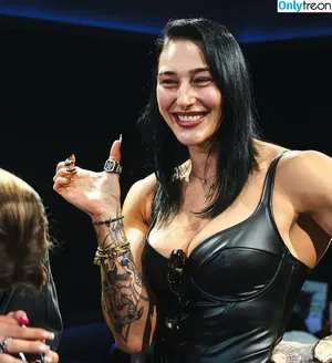 Rhea Ripley / RheaRipley_WWE / WWE / notrhearipley фото голая #1523