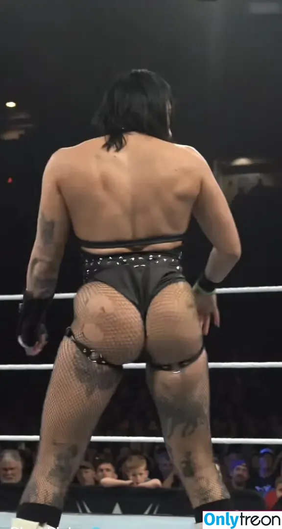 Rhea Ripley голая photo #1107 (RheaRipley_WWE / WWE / notrhearipley)