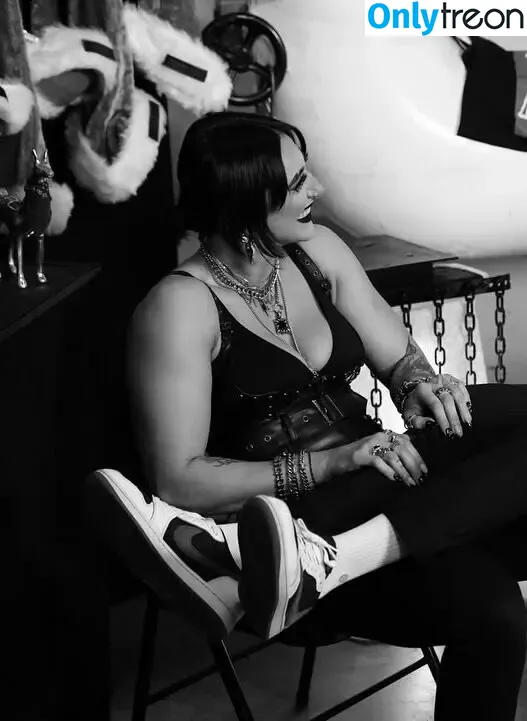 Rhea Ripley nude photo #1172 (RheaRipley_WWE / WWE / notrhearipley)
