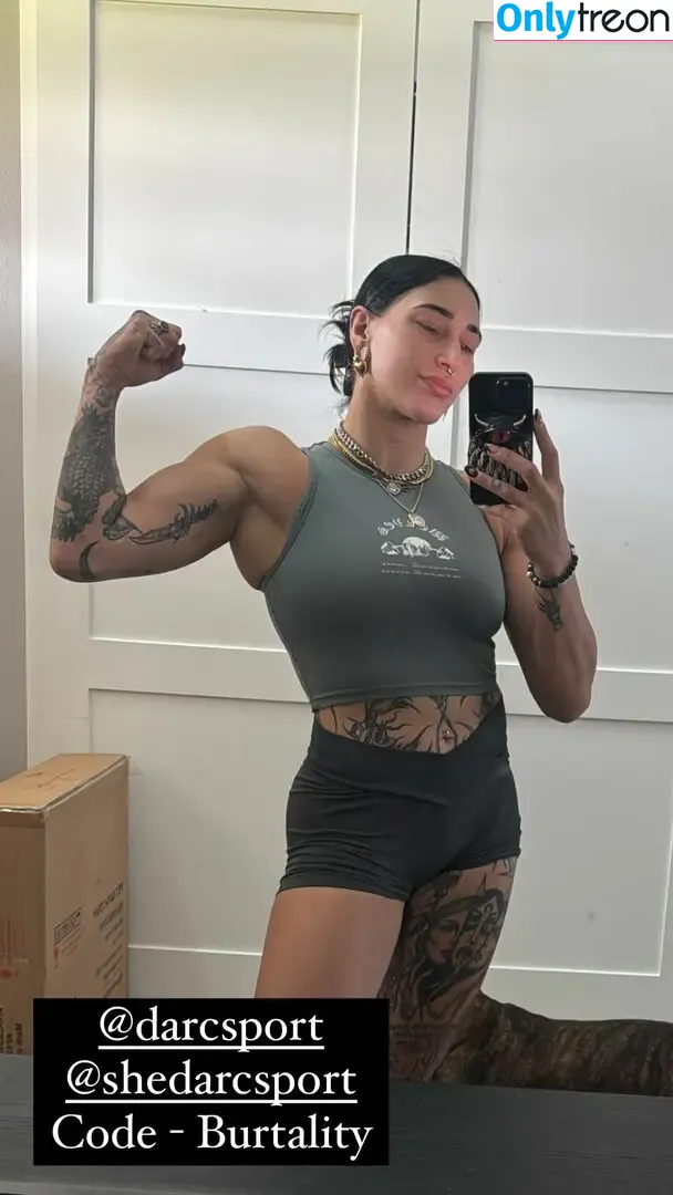 Rhea Ripley голая photo #1242 (RheaRipley_WWE / WWE / notrhearipley)