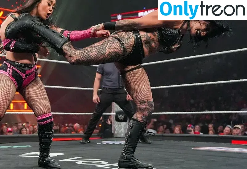 Rhea Ripley nude photo #1564 (RheaRipley_WWE / WWE / notrhearipley)