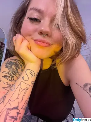  nude photo #0009