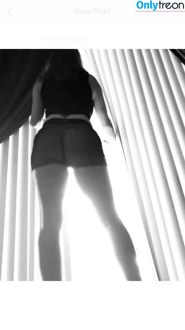 Rhosgobel Rabbit ASMR nude photo #0005 (rhosgobel_the_rabbit / rhosgobelrabbitasmr)