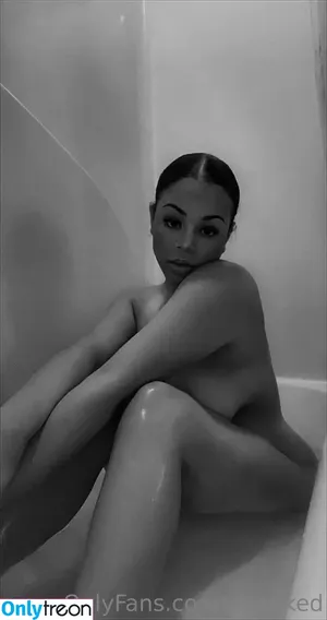 ri.leaked / Coco Rose / ri.leakedd / rileyhubatka nude photo #0036