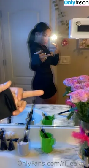 ri.leaked / Coco Rose / ri.leakedd / rileyhubatka nude photo #0040