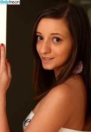Ria Hill / ria__hill / riahill_vip nude photo #0002