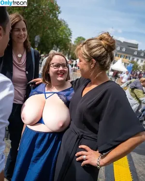  nude photo #0001