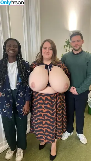  nude photo #0002
