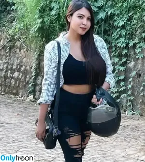 Richa Dutt / richaduttofficial nude photo #0015