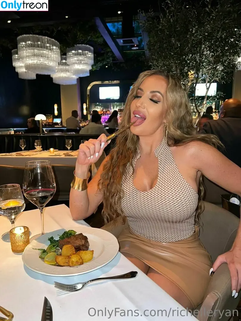 richelleryan nude photo #0019 (onlyrichelleryan)