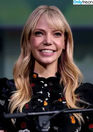 Riki Lindhome / rikilindhome nude photo #0157