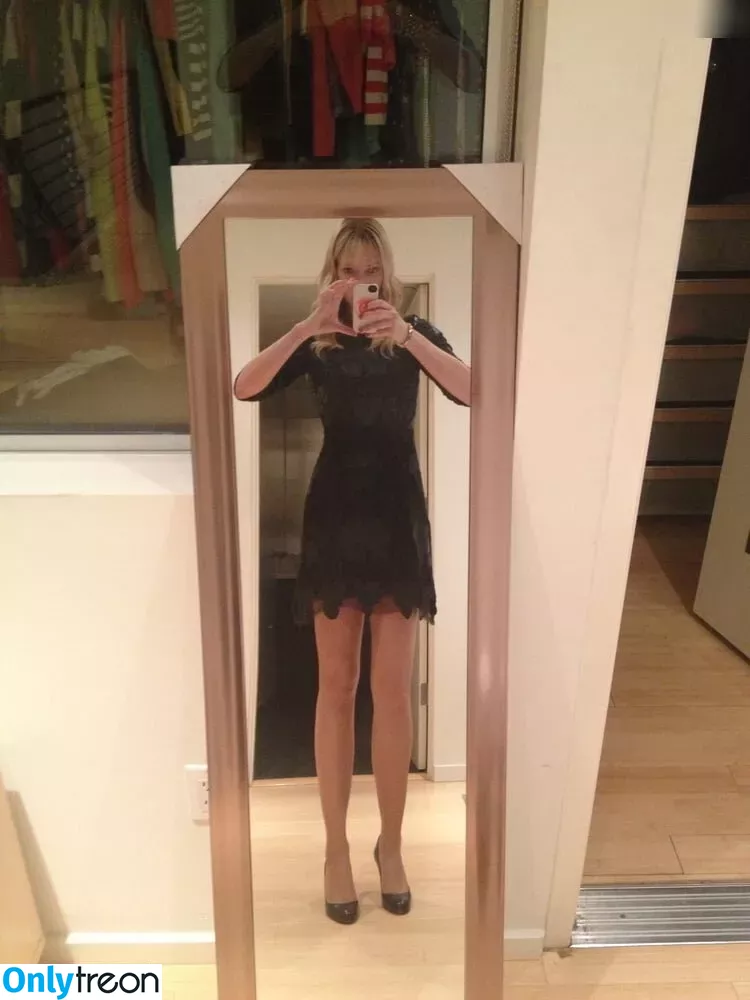 Riki Lindhome голая photo #0082 (rikilindhome)