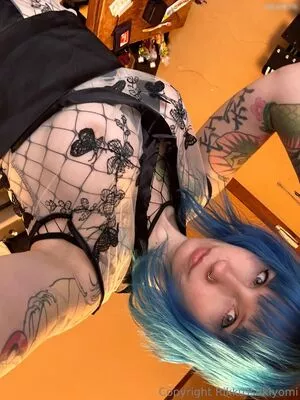 Rikku Tsukiyomi / itsmerikku_ / rikkutsukiyomi / tsukiyomirikku фото голая #0339