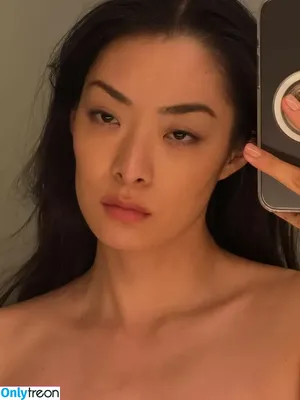 Rina Sawayama / rinasonline / soyjotaeme nude photo #0149