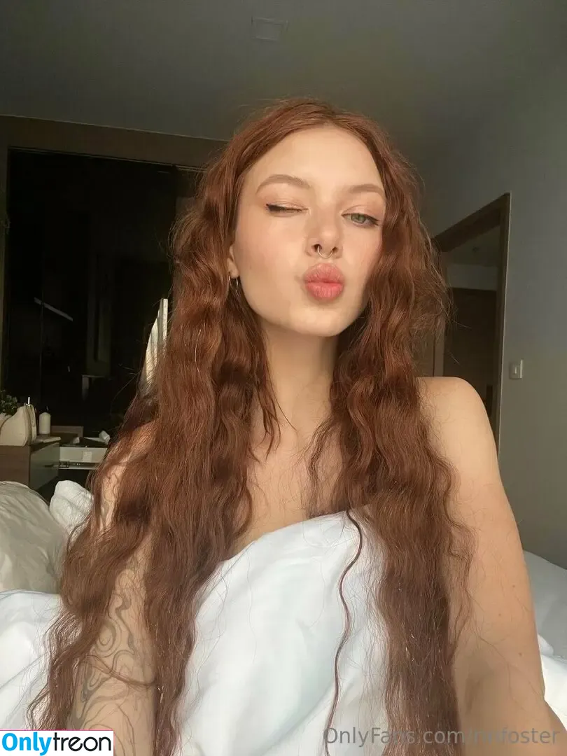 rinfoster nude photo #0002 (rinredhead)