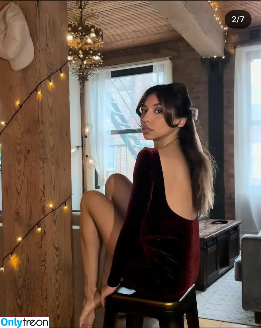 Riribibi_ Riri Bichri nude photo #0001 (riribibi_)