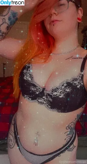  nude photo #0004