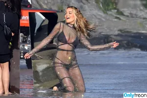 Rita Ora / ritaora / ritaoraeu фото голая #7139