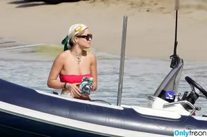 Rita Ora / ritaora / ritaoraeu фото голая #7531